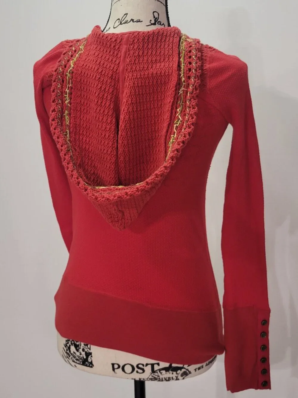 Free People Red Crochet Hood Hoodie Sweater Gold Metallic Snap Cuff Modal Size S